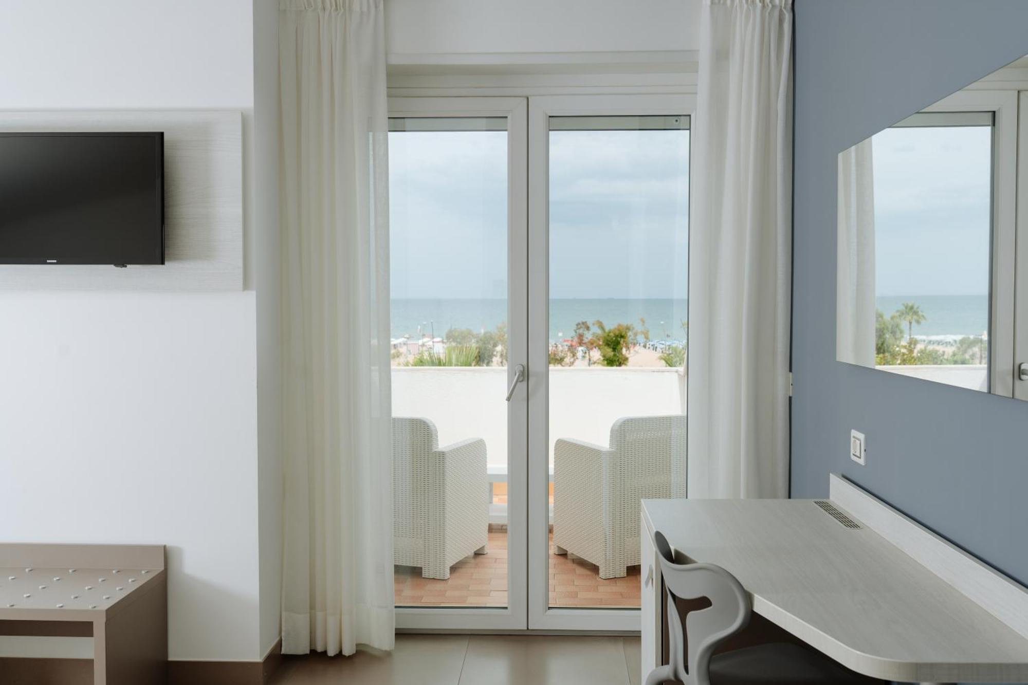 Hotel Caravel Vasto Esterno foto