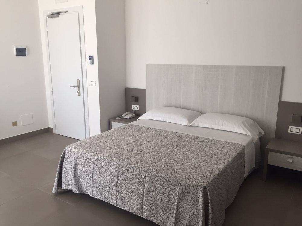 Hotel Caravel Vasto Esterno foto