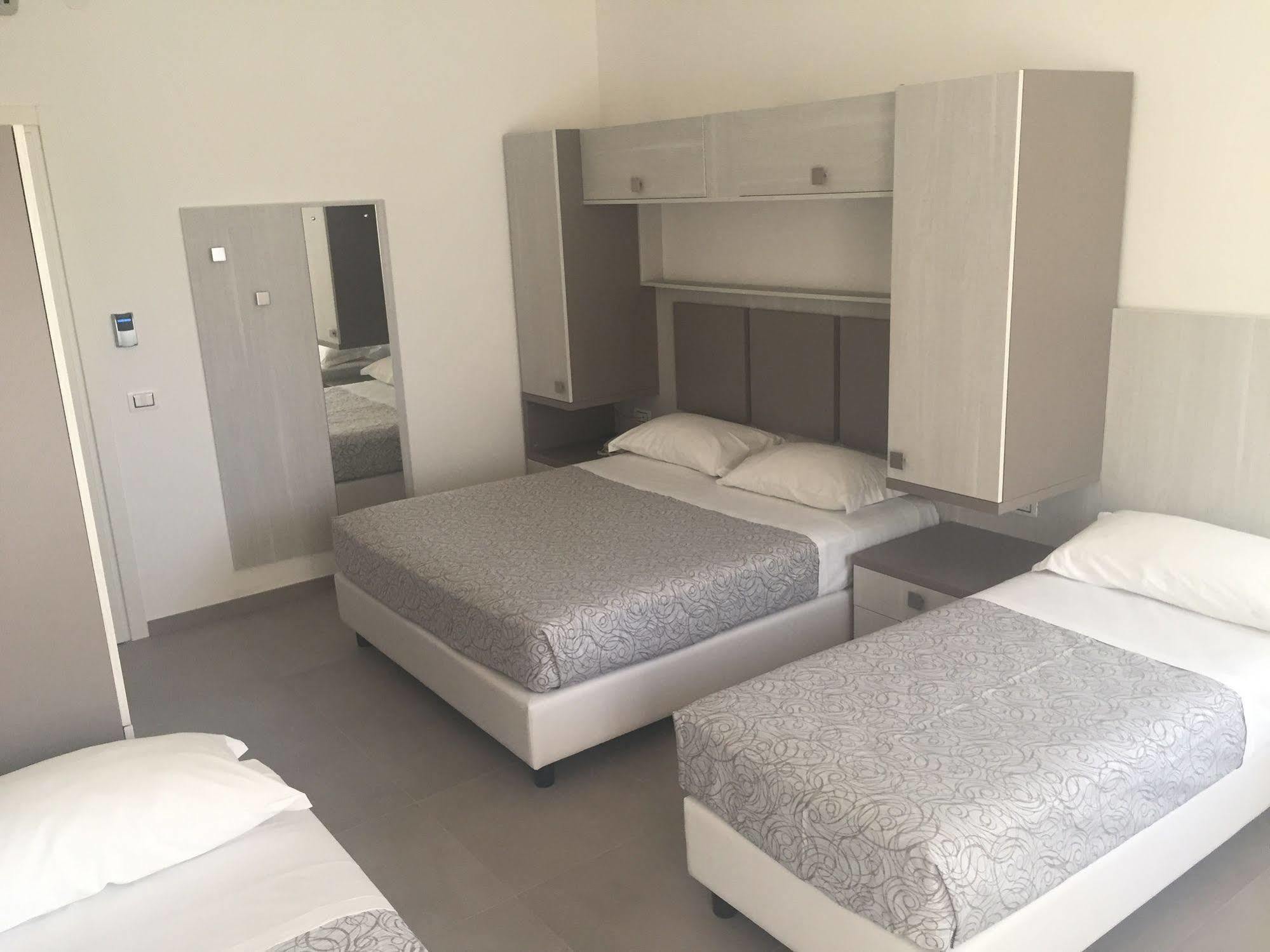 Hotel Caravel Vasto Esterno foto