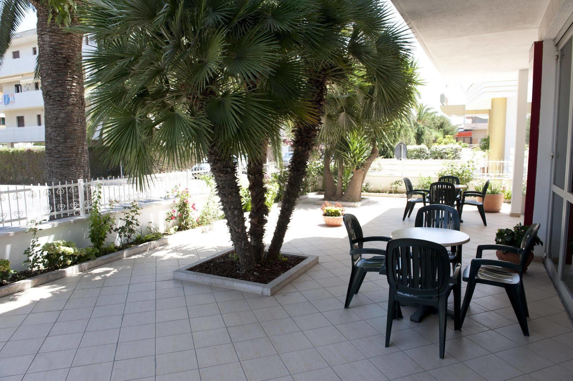Hotel Caravel Vasto Esterno foto
